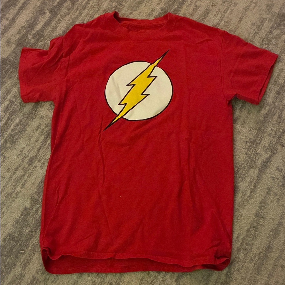 Small DC Flash Logo Tee